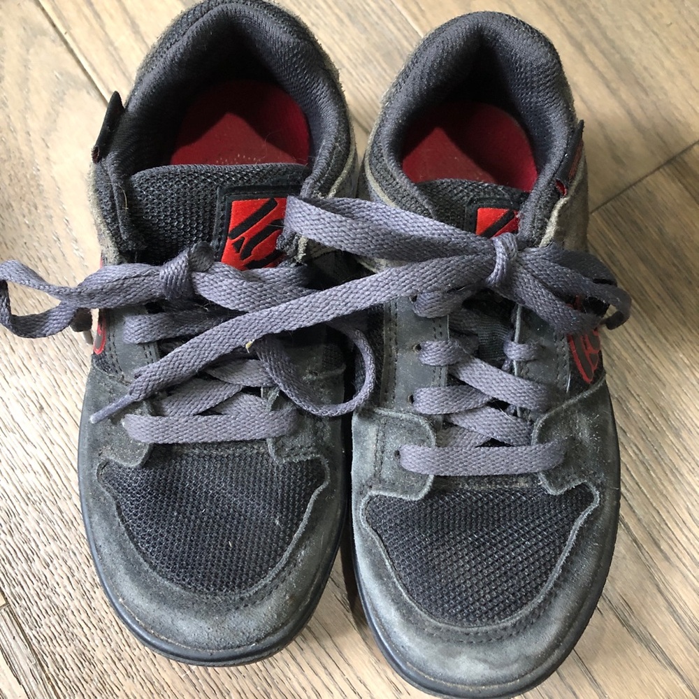 Five Ten biking shoes kids